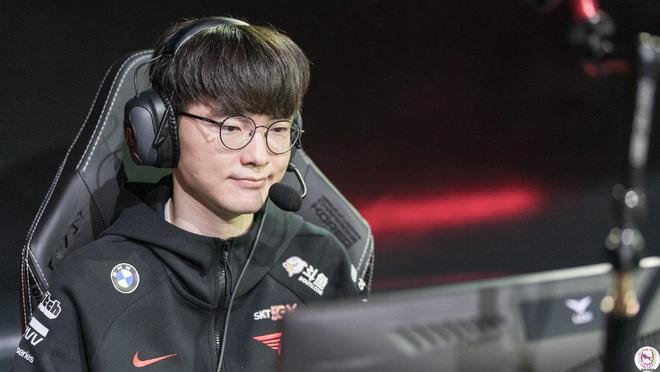 The MongolZ 击败 Vitality 以进入2025年电子竞技世界杯总决赛